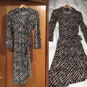Jones New York Signature Wrap Dress